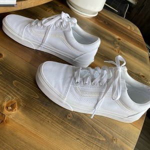Women’s all white vans